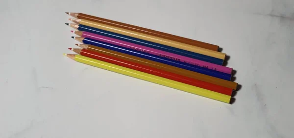 Χρωματιστά Μολύβια Από Διάφορα Χρώματα — Φωτογραφία Αρχείου