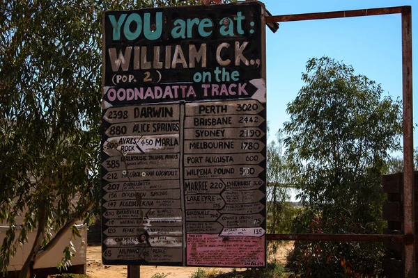 Drogowskaz Znaleziono Australijskiej Prowincji William Creek — Zdjęcie stockowe