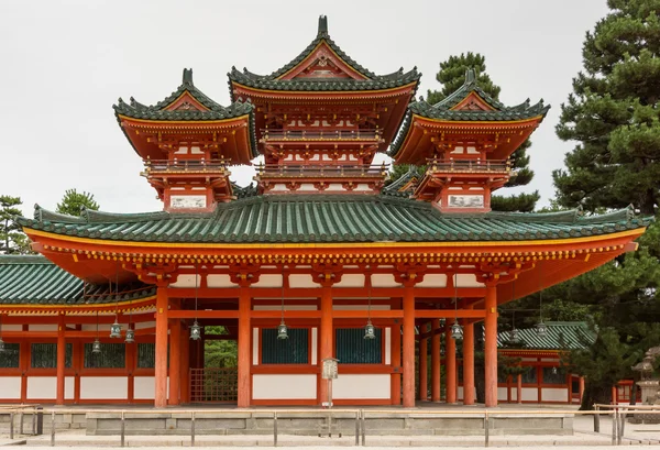 Heian Tapınak, pavilion önden görünümü.