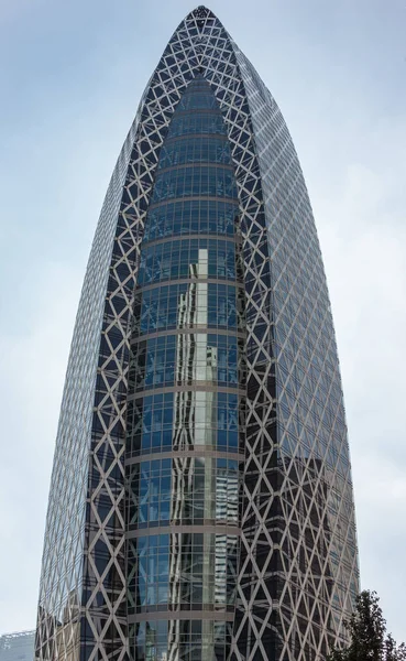 Koza inşaat L şeklindeki gökdelen yansıtır.