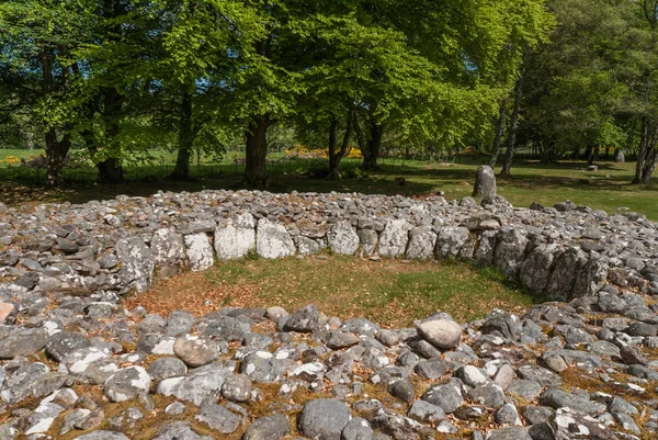 Крупный план круга могил в Клаве Кэрнс . — стоковое фото