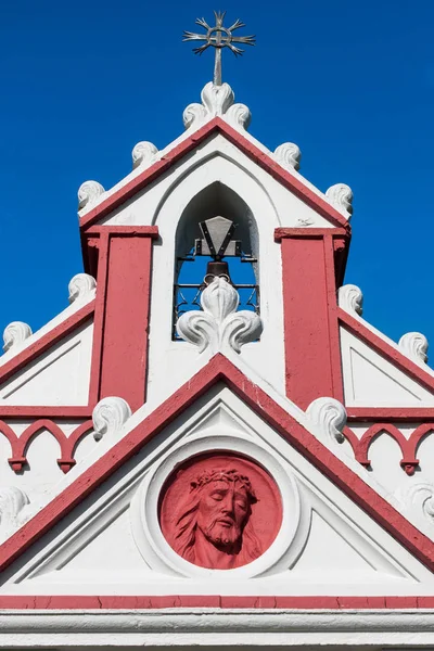 Campanile della facciata della Cappella Italiana a Orkneys, Scozia . — Foto Stock