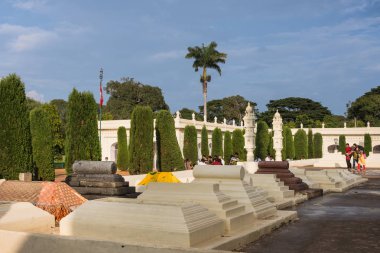 VIP mezarlar, Tipu Sultan Türbesi, Mysore, Hindistan.