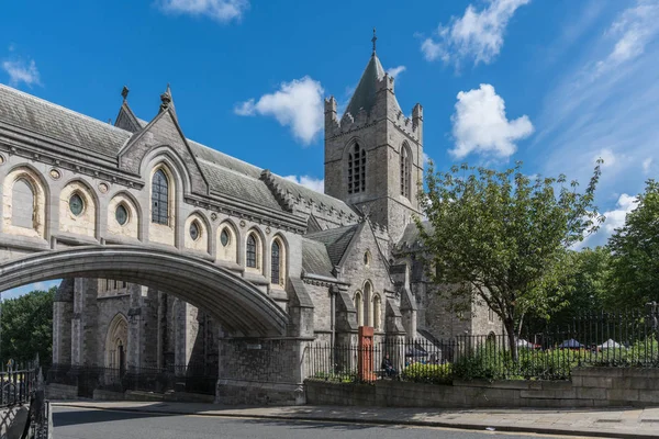 İsa'nın kilise katedral ve Dublinia bina, Dublin IR bağlantı