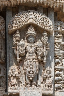 Lord Vishnu heykel Keşava Tapınağı, Somanathpur Hindistan.
