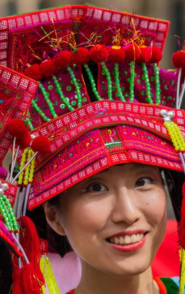 Chinese Australian dancer welcomes premier Li Keqiang, Sydney Au — Stock Photo, Image