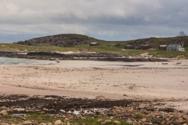Sandy Mellon Udrigle beach Atlantik Okyanusu, Kuzey İskoçya adlı.