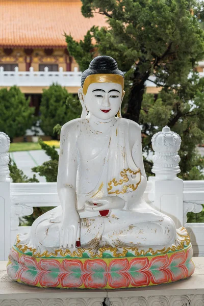 Ilustración del Buda en el Templo Budista Hsi Lai, California — Foto de Stock