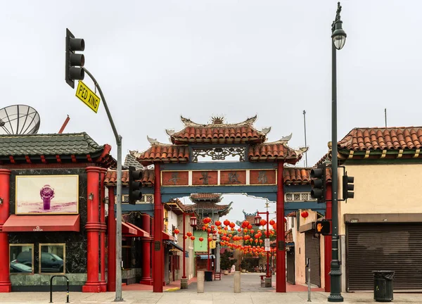 Indgang gate i Chinatown Los Angeles Californien . - Stock-foto