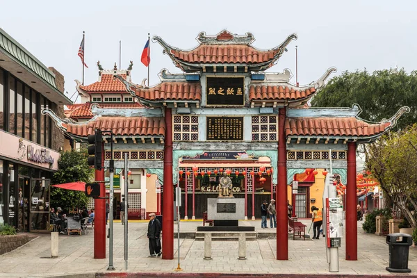 Puerta de entrada de Broadway Chinatown, Los Ángeles California . — Foto de Stock