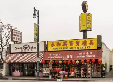Chinatown, Los Angeles Kaliforniya ekmek ve hediye dükkanında.