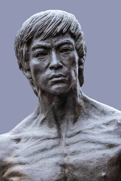 Bruce Lee staty vid centrala Chinatown Los Angeles, Kalifornien. — Stockfoto