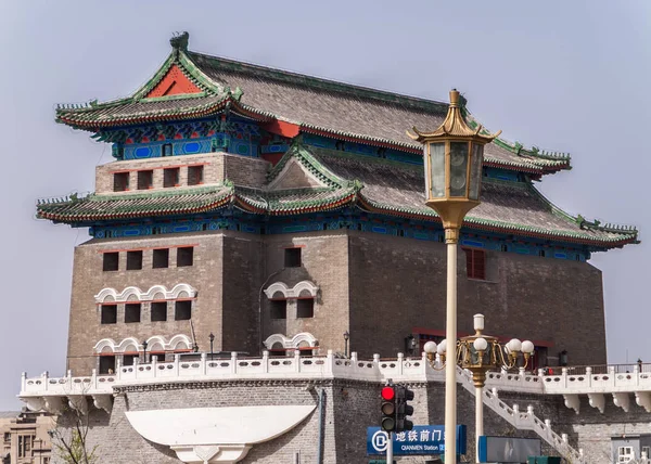 Pfeilturm auf dem Platz des Himmlischen Friedens, China. — Stockfoto