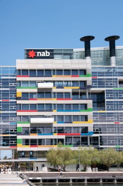 Melb 'deki Docklands' da Modern Renkli Mimaride Bankacılık