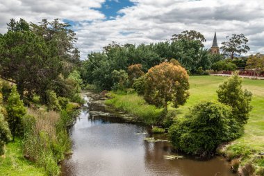 Coal River ve Saint Johns kilise kulesi, Richmond, Tazmanya, A
