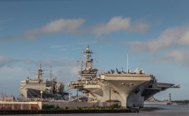 Abraham Lincoln uçak gemisi ve Kuzey Kutbu, Pearl Harbor