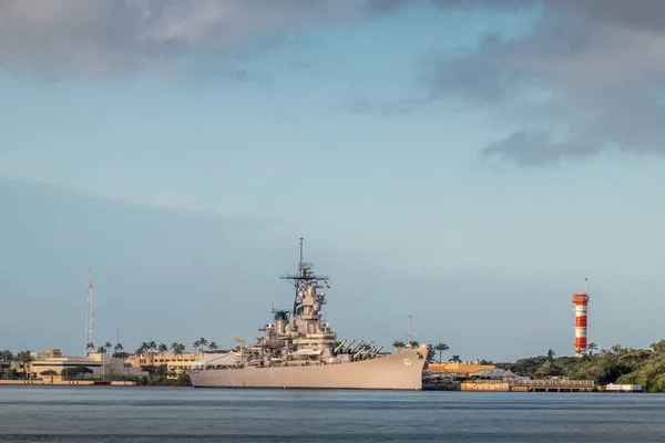 Uss Missouri Battle Ship in de zon bij Pearl Harbor, Oahu, Hawaii, U — Stockfoto