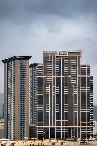 Keola Lai vysoká budova na 600 Queen v Honolulu, Oahu, Hawaii, — Stock fotografie