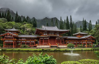 Kaneohe, Oahu, Hawaii, Usa 'daki Byodo-in Budist Tapınağı.