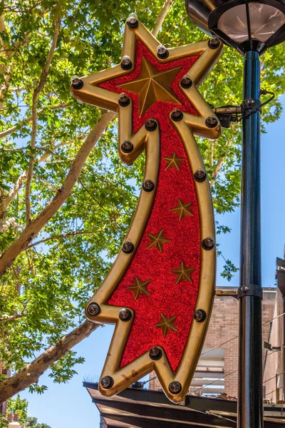 Sydney Ausztrália December 2009 Vörös Karácsonyi Csillag Dekoráció Rögzített Lámpás — Stock Fotó