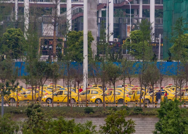 Chongqing China Mayo 2010 Downtown Líneas Taxis Amarillos Vistas Través — Foto de Stock