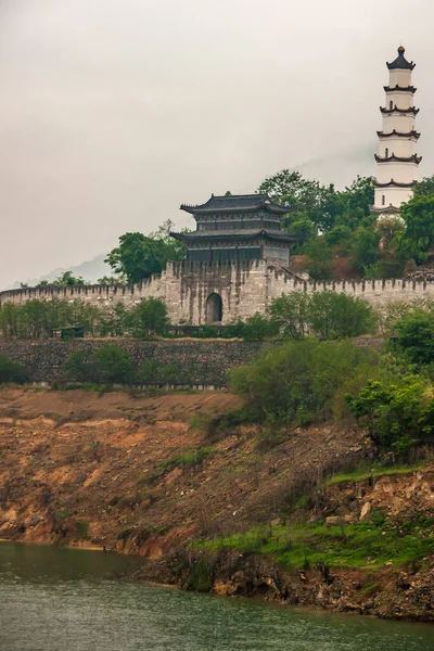 Baidicheng Kina Maj 2010 Qutang Gorge Yangtze River Gate Med — Stockfoto