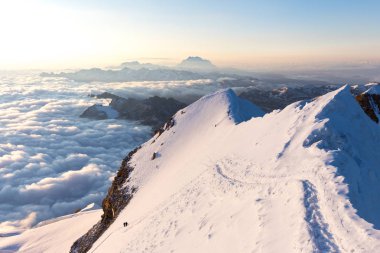 Tırmanma dağ dağlar tepeler bulutlar Huayna Potosi ridge