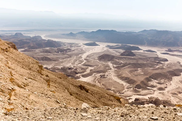 Pustynnymi górami dolinie pejzaż widok, Izrael podróży natura. — Zdjęcie stockowe