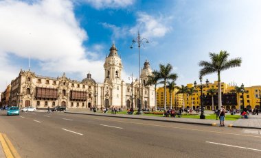 Iglesia del Sagrario, Lima katedral kilise kilise Binası dış mimari, tarihi turizm crowdy Merkezi ana kare, Plaza de Armos, şehir merkezine, yerler seyahat Peru.