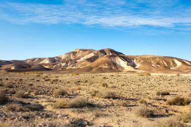 Dağ ridge uçurumlar, Güney İsrail manzara çöl.