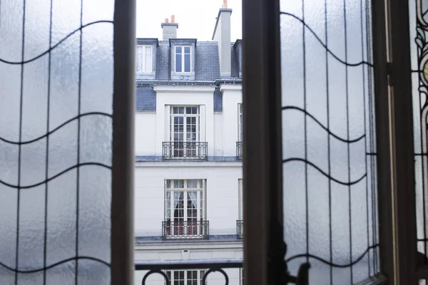 Grandes fenêtres françaises — Photo
