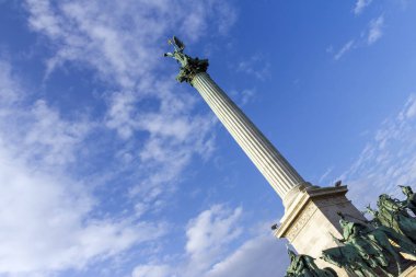 Budapeşte Kahramanlar Meydanı