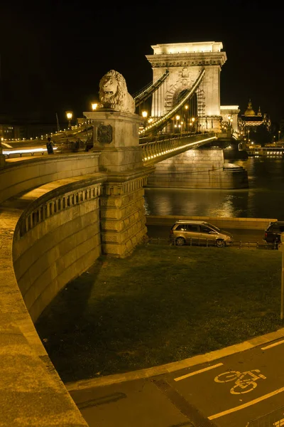 Szechenyi Chain Bridge in Budapest — Stock Photo, Image