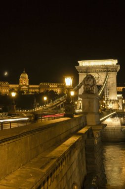 Szechenyi zincir köprü Budapeşte