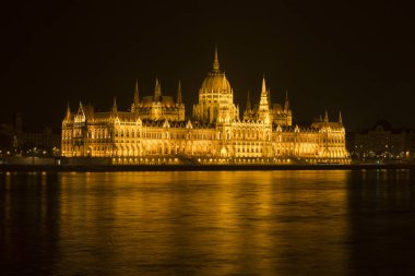 Macaristan Parlamento Binası gece