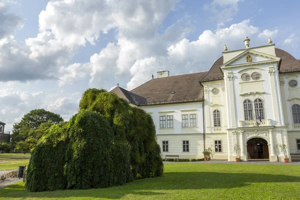 Forgacs mansion in Szecseny — Stock Photo, Image