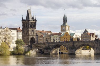 Prag Charles Köprüsü
