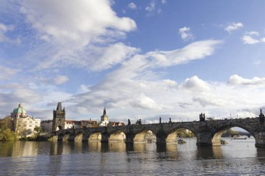 Prag Charles Köprüsü