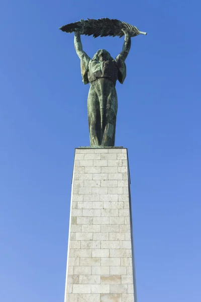 Статуя Свободы в Будапеште — стоковое фото