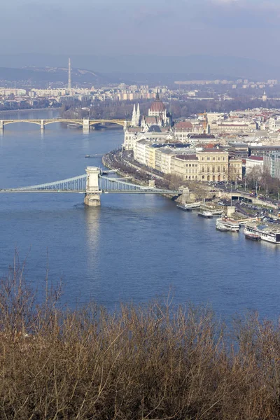 Obrys Budapešti z Gellert Hill — Stock fotografie