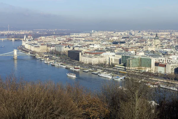 Budapest Skyline a Gellért-hegyről — Stock Fotó