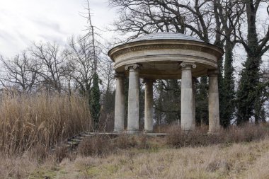 Karolyi Palace şirketinde filagory