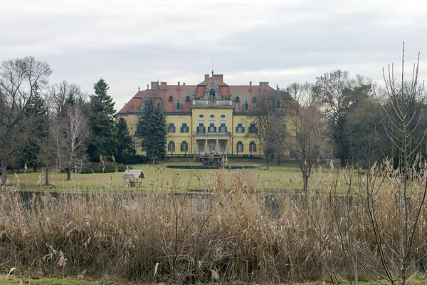 Palácio karolyi — Fotografia de Stock