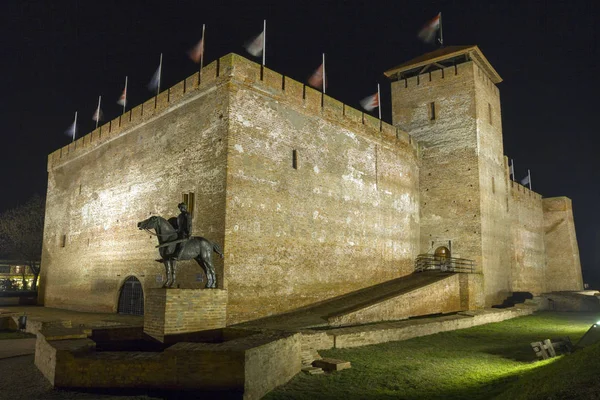 Gece Gyula Kalesi