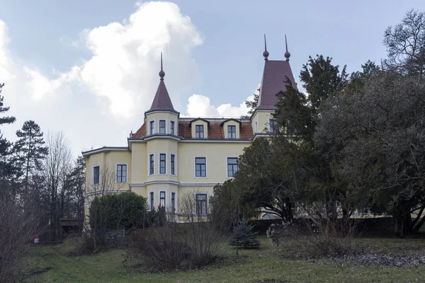 Castle in Csobanka — Stock Photo, Image