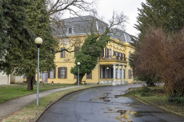 Szechenyi palace in Marcali — Stock Photo, Image