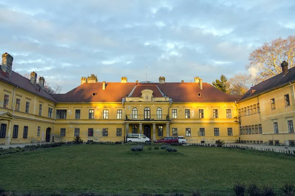 Palacio Szechenyi en Somogyvar — Foto de Stock