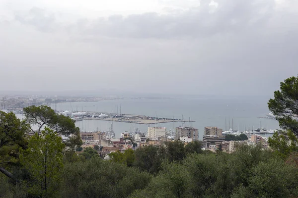Utsikt över Palma de Mallorca från Bellver Castle — Stockfoto