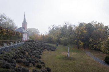 Balatonboglar 'daki Kırmızı Şapel