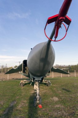 Eski bir Mig-23 Rus askeri uçağının Pitot tüpü.